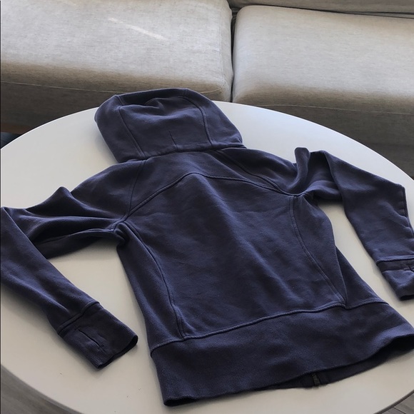 Lululemon hoodie - Picture 5 of 11